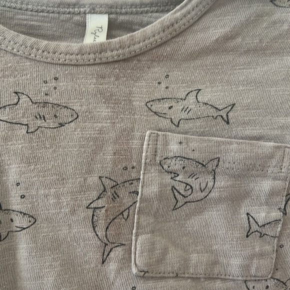 Rylee & cru shark shirt - Picture 2 of 4